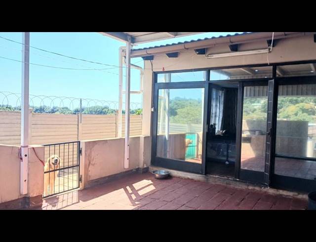 2 BEDROOM SIMPLEX FOR SALE IN WOODHAVEN